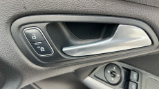 Ford Focus 1.0 EcoBoost 125 Zetec 5dr Petrol Hatchback